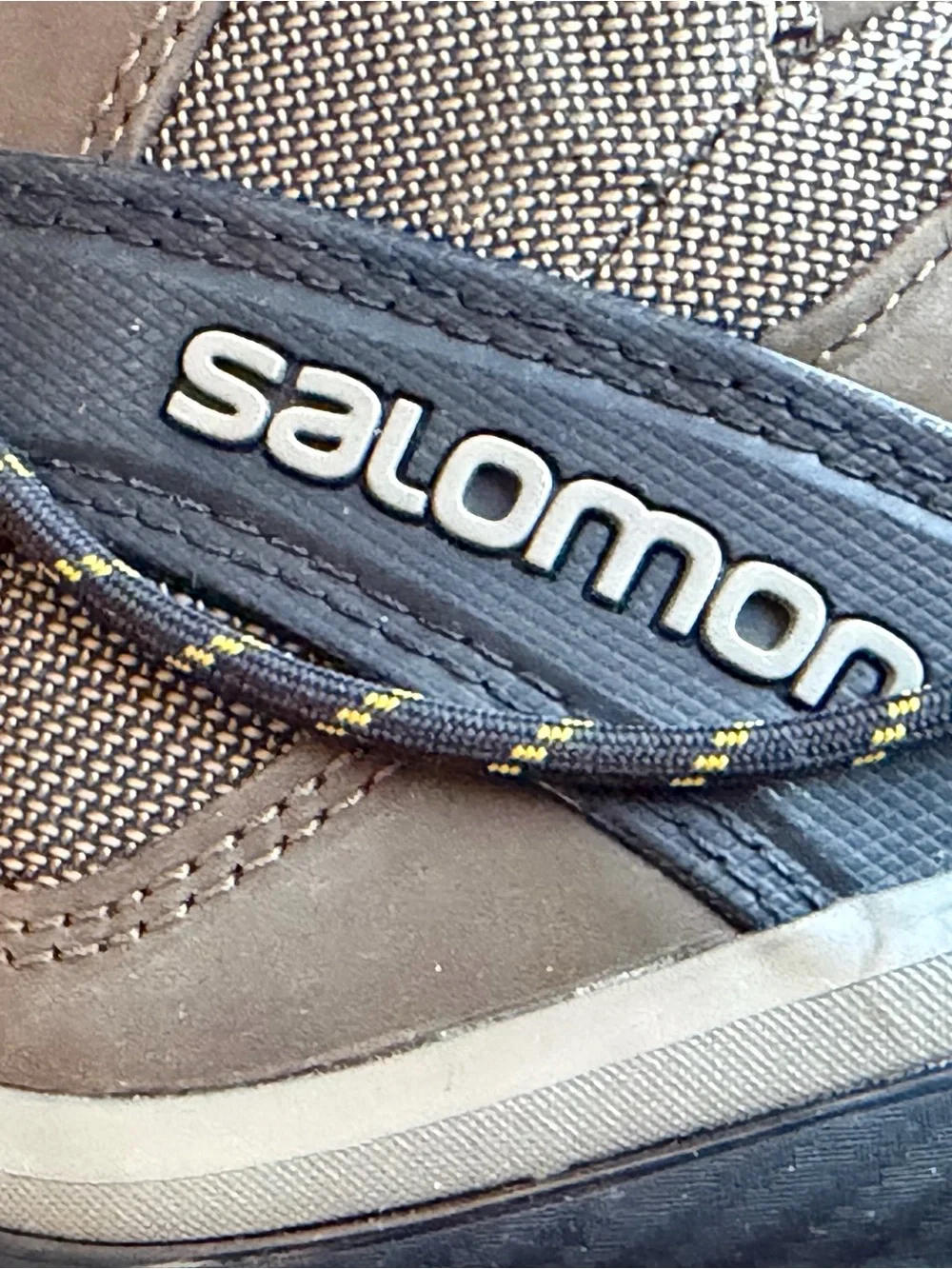 Quest 4D 3 GTX Salomon Men's Brown Hiking Boots with Yellow Tabs